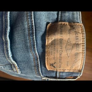 American Eagle men’s 33x30 jeans. Great condition